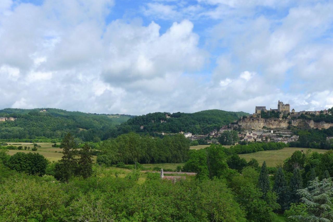 Rue Bertrand De Got Vila Saint-Cyprien  Exterior foto